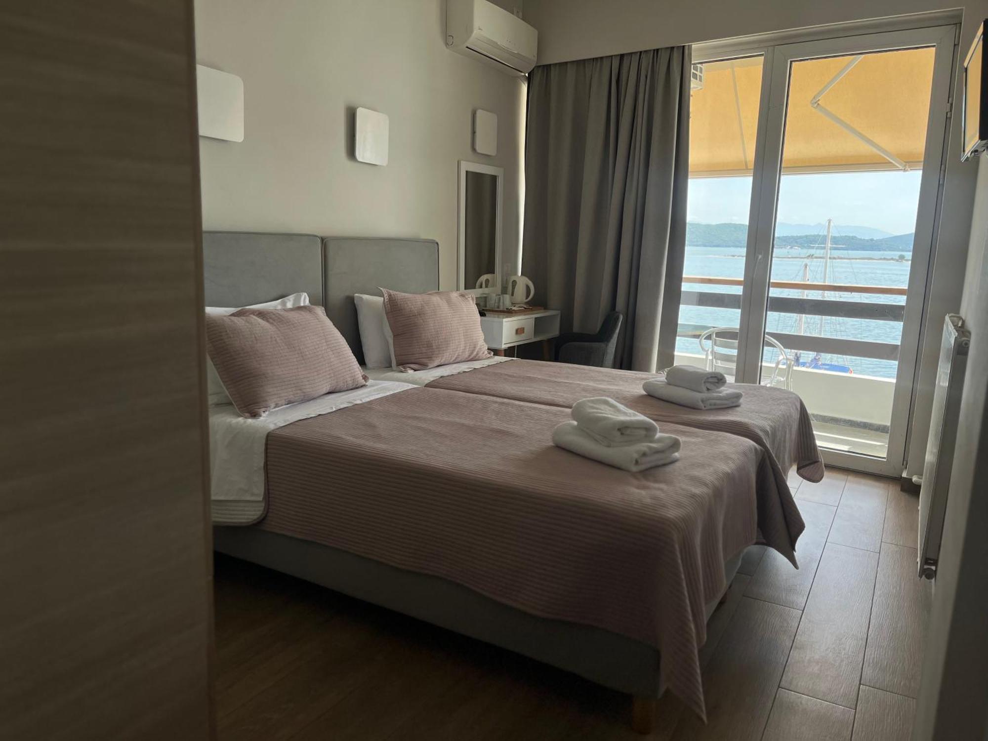 Hotel Avra Preveza Bagian luar foto